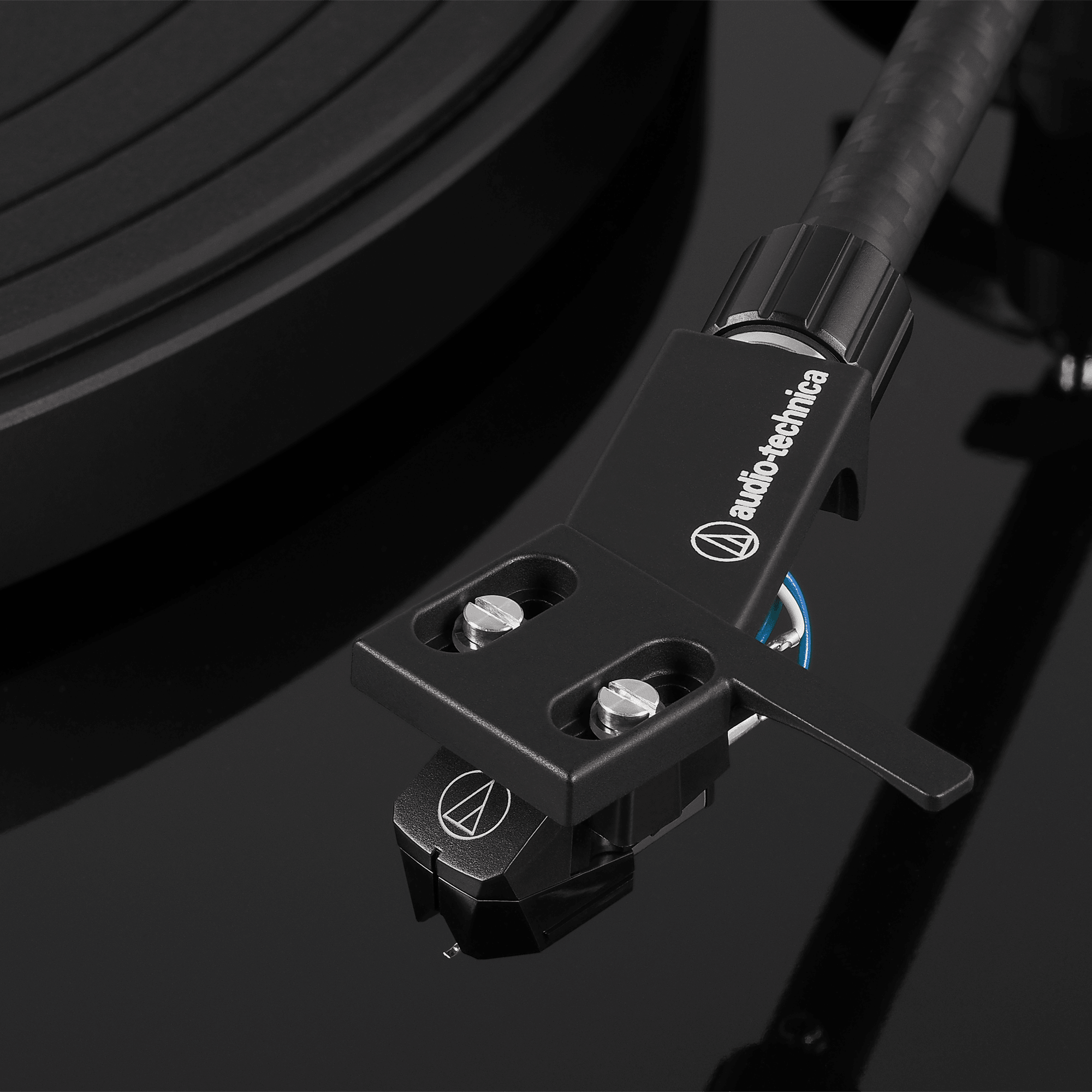 Audio Technica AT-LPW50PB Turntable in Piano Black