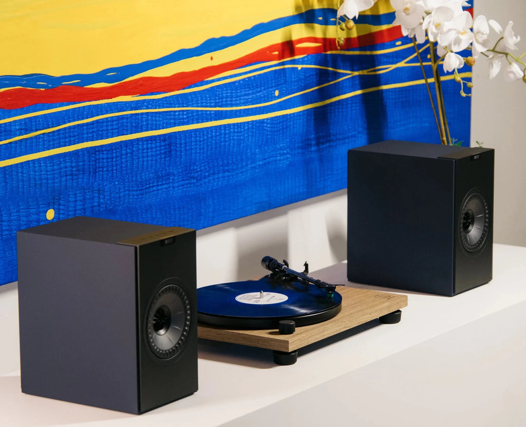 KEF Coda W Active Speakers & Audio Technica AT-LPW40WN Turntable Bundle