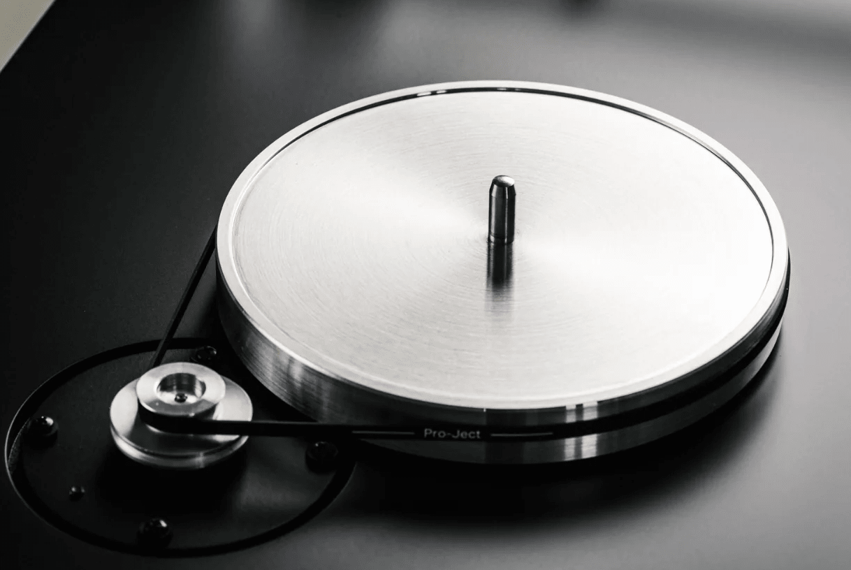 ProJect Debut Reference 10 Turntable with Pick it PRO B Cartridge