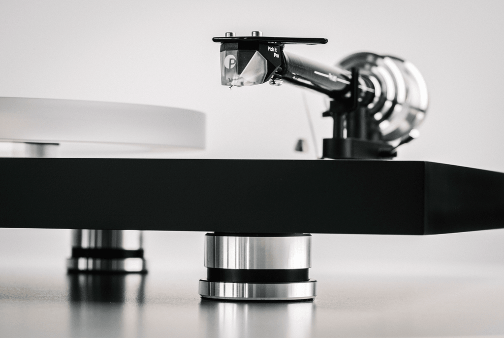ProJect Debut Reference 10 Turntable with Pick it PRO B Cartridge