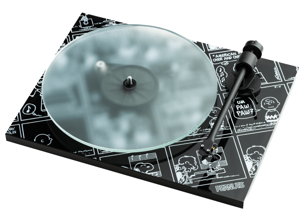 ProJect Peanuts Turntable with Ortofon OM 10 Cartridge