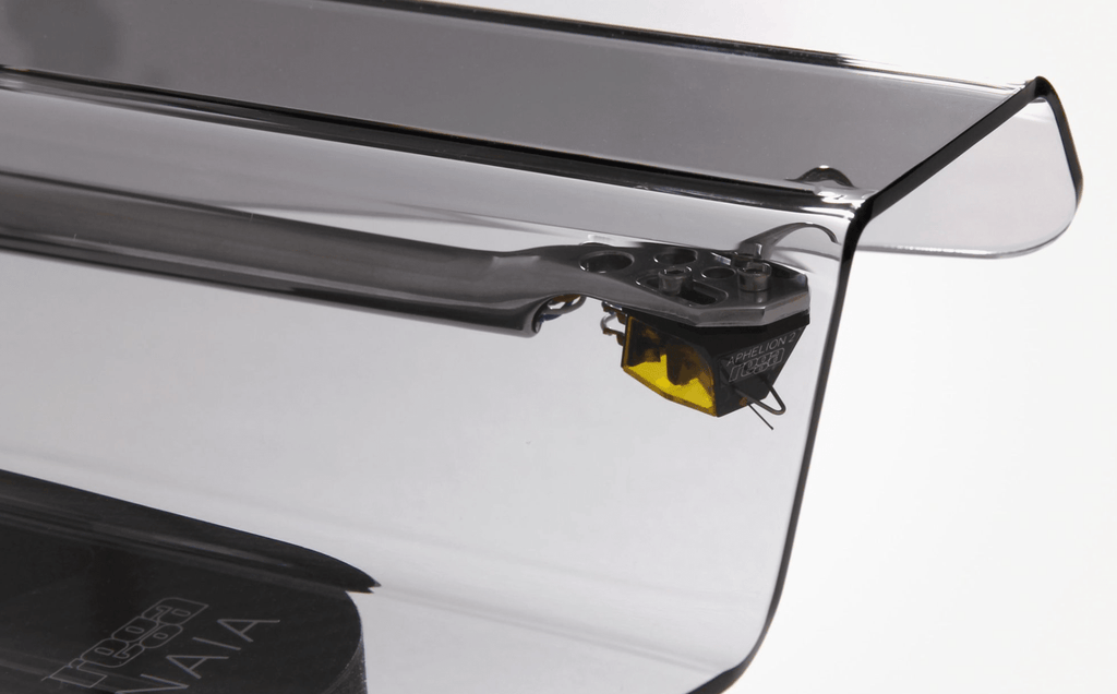 Rega Naia Reference Turntable with Optional Aphelion 2 MC Cartridge