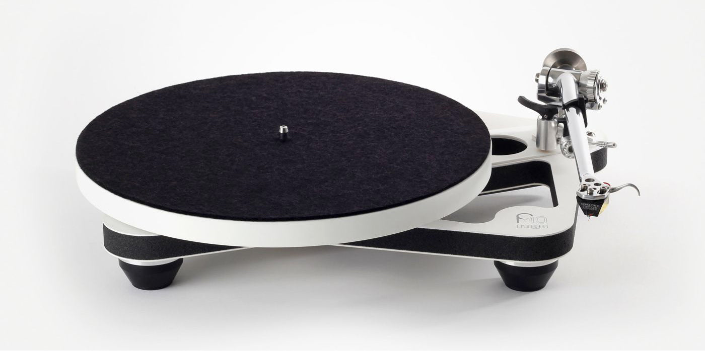 Rega Planar 10 Turntable with Aphelion 2 Cartridge