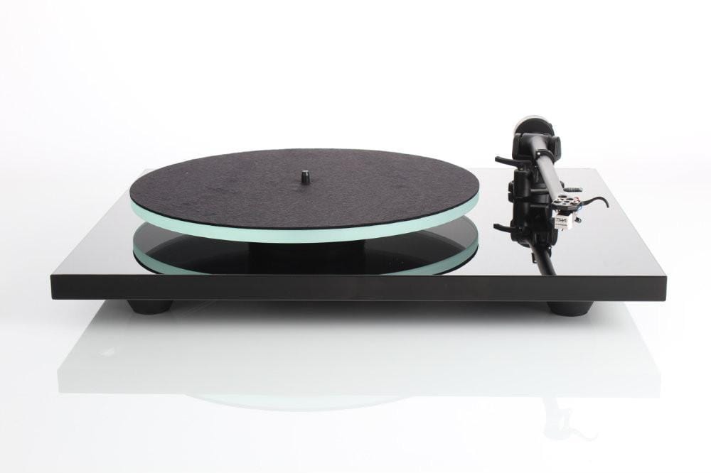 Rega Planar 2 Turntable Gloss Black