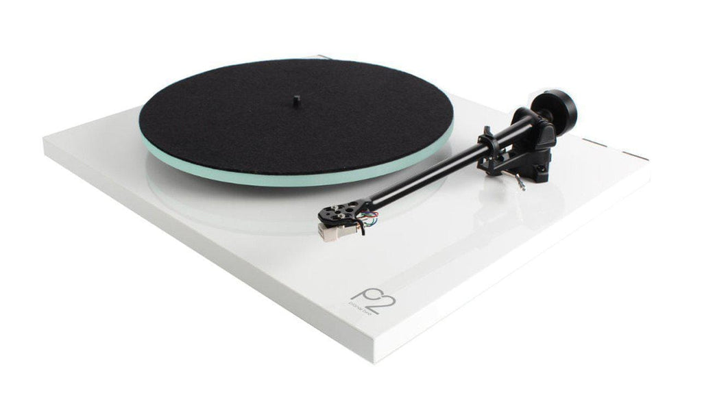 Rega Planar 2 Turntable - Gloss White