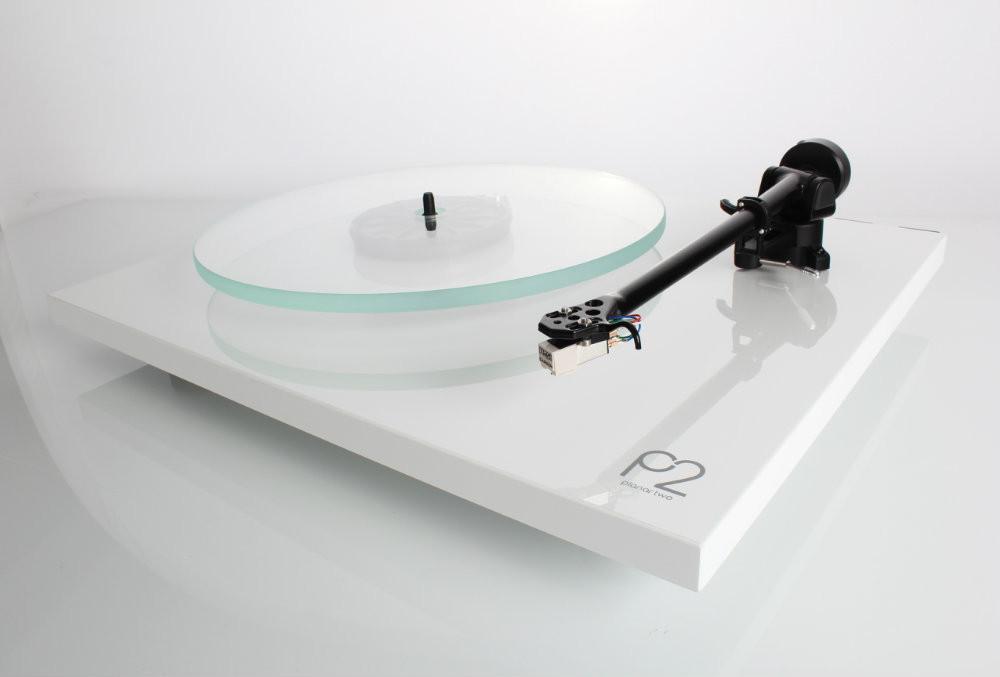 Rega Planar 2 Turntable - Gloss White
