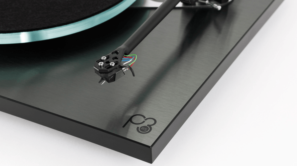 Rega Planar 3 RS Special Edition with ND5 in Brushed Aluminium Black