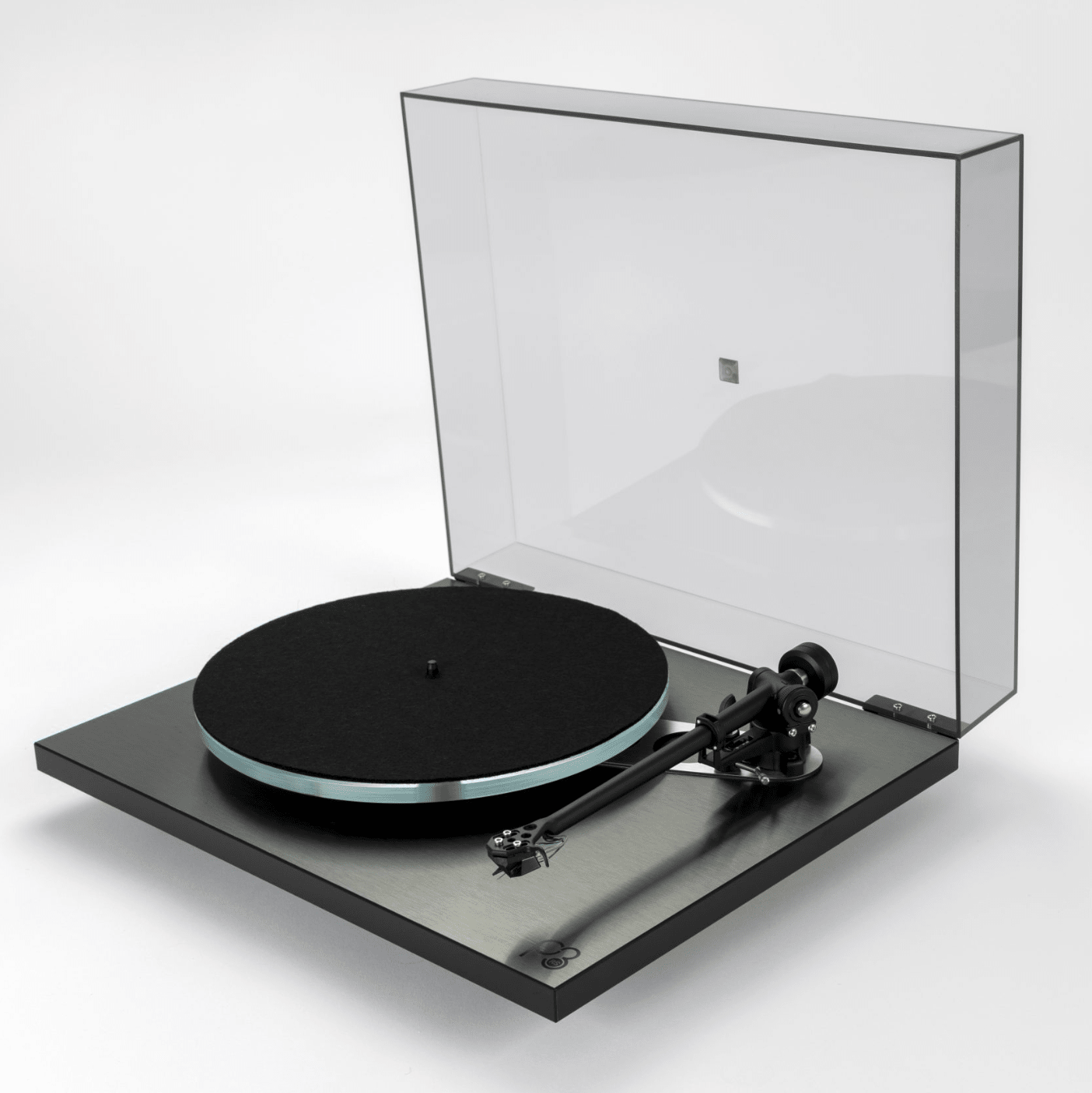 Rega Planar 3 RS Special Edition with ND5 in Brushed Aluminium Black
