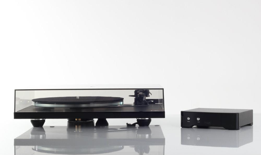 Rega Planar 6 Turntable (No Cartridge)