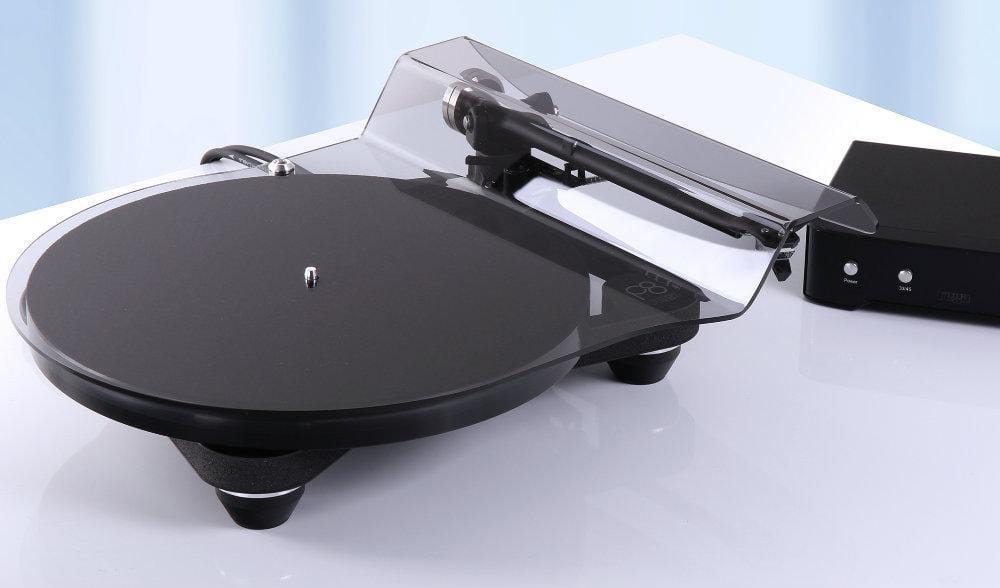 Rega Planar 8 Turntable with Optional Cartridges