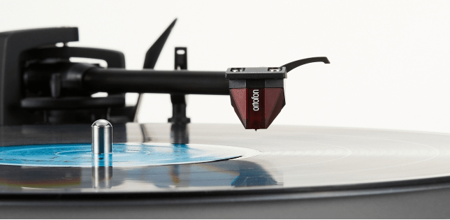 Technics SL-1500CS Delta Sigma Premium Class Direct Drive Turntable